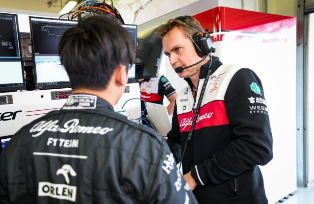 周冠宇的无线电沟通“艺术”②：默契需要时间的培育